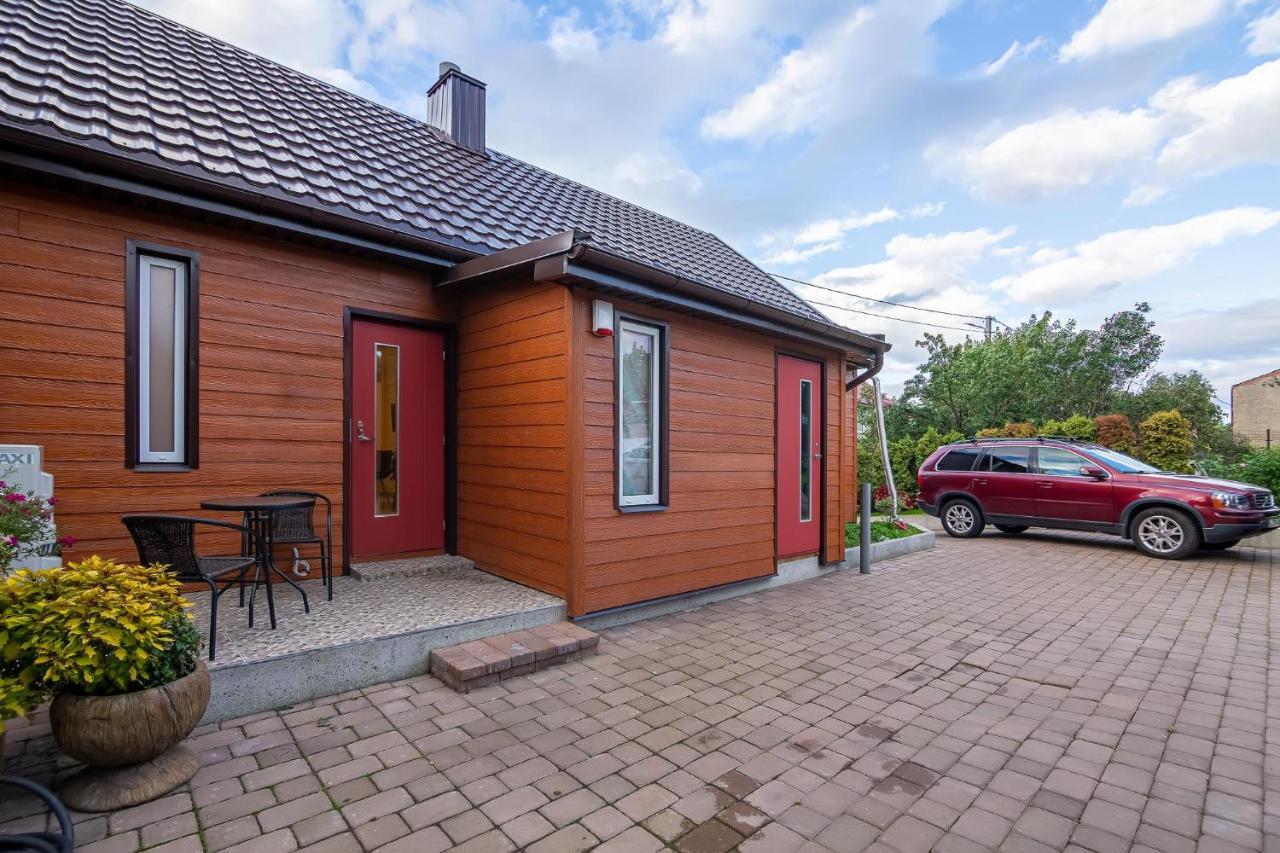 Liux Apartamentai Kaunas Exteriör bild